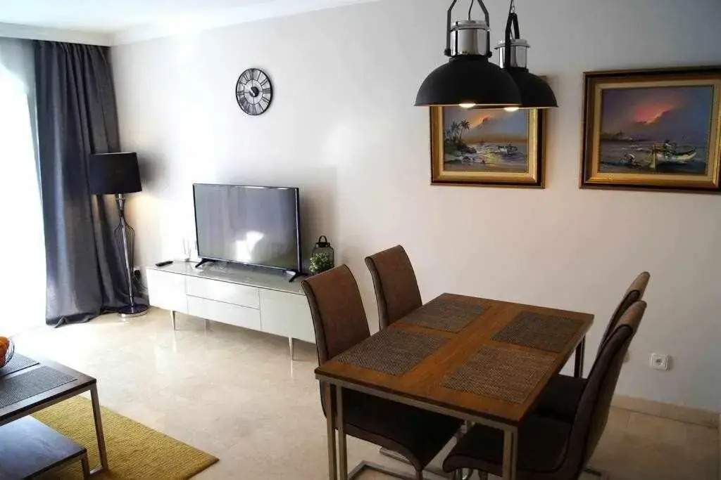 ALOHA - Espectacular Apartamento con 3 piscinas, 3 terrazas y parking