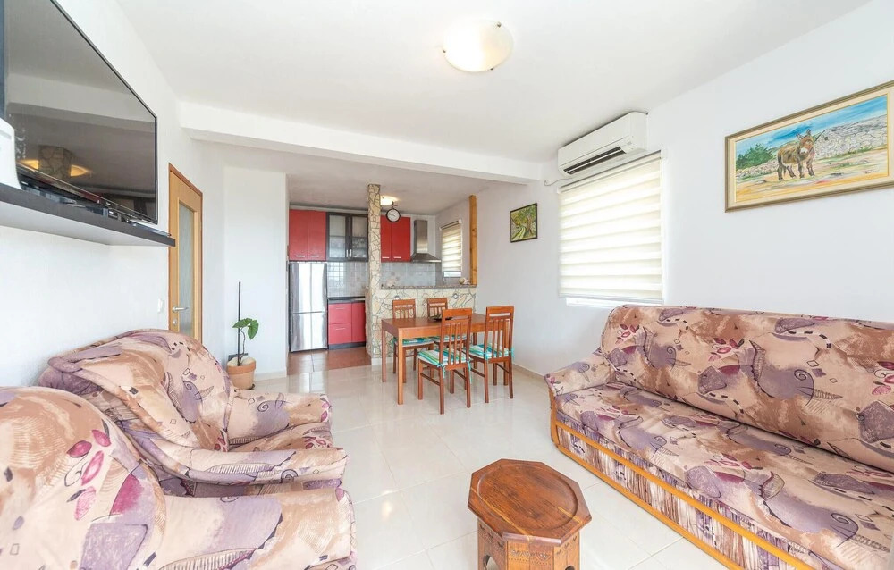 Lovely Home In Kastel Stafilic With Wifi