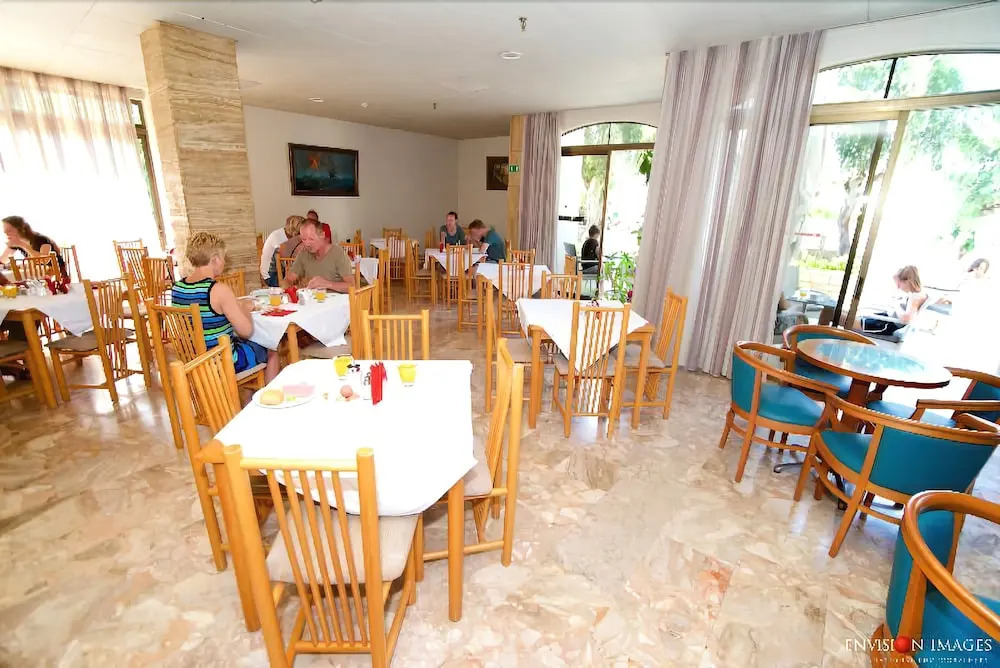 Frosini Hotel