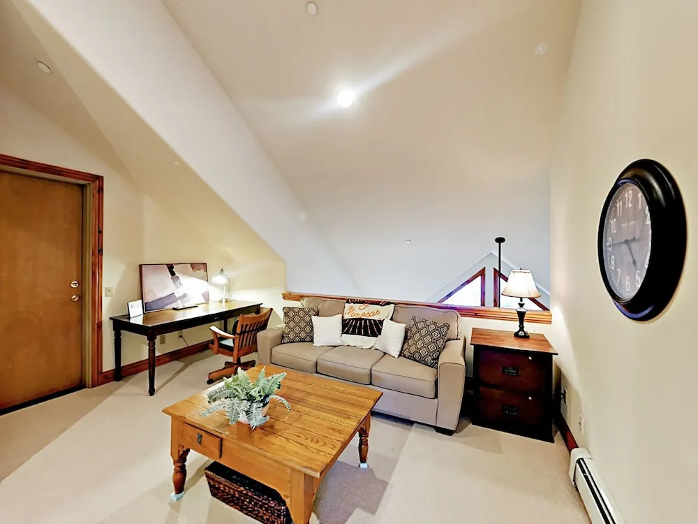 597 Sawatch Drive Townhome 2 Bedrooms 2 Bathrooms Townhouse