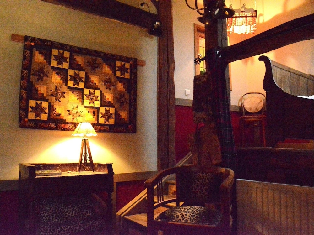 House Full of Charm & Comfort, Great Calm, Large Sauna, Large Hot Tub