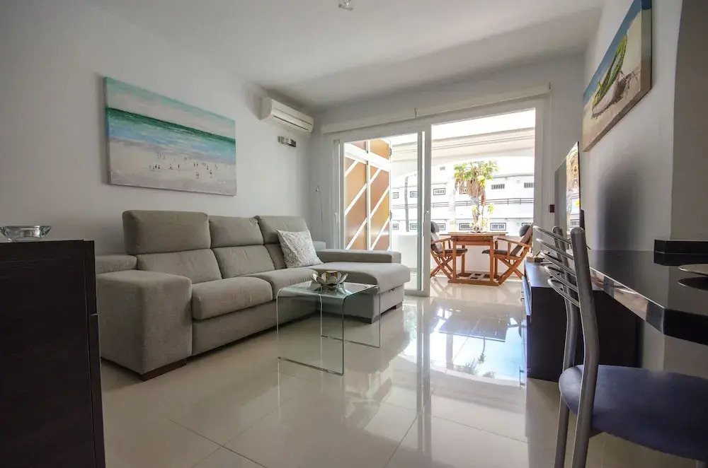 Holiday Apartment Domenico Near the San Agustin Beach