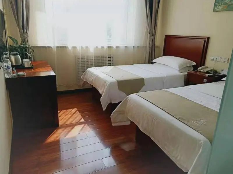 GreenTree Inn Taiyuan Wanbailin District South Inner Ring Qiaoxi Express Hotel