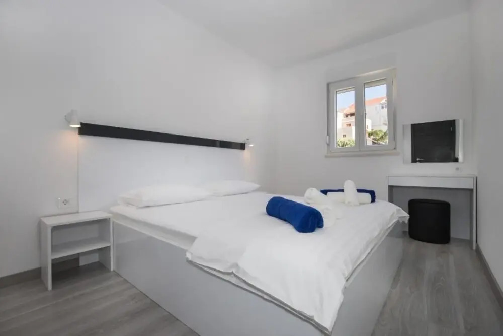Apartments Dragan