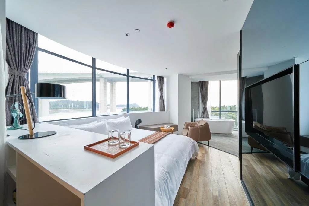 Aizhu Boutique Theme Hotel