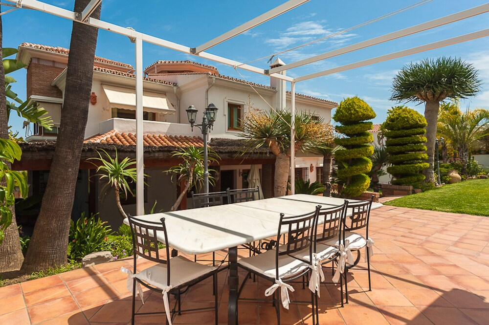 Holidays2Alhaurin de la Torre