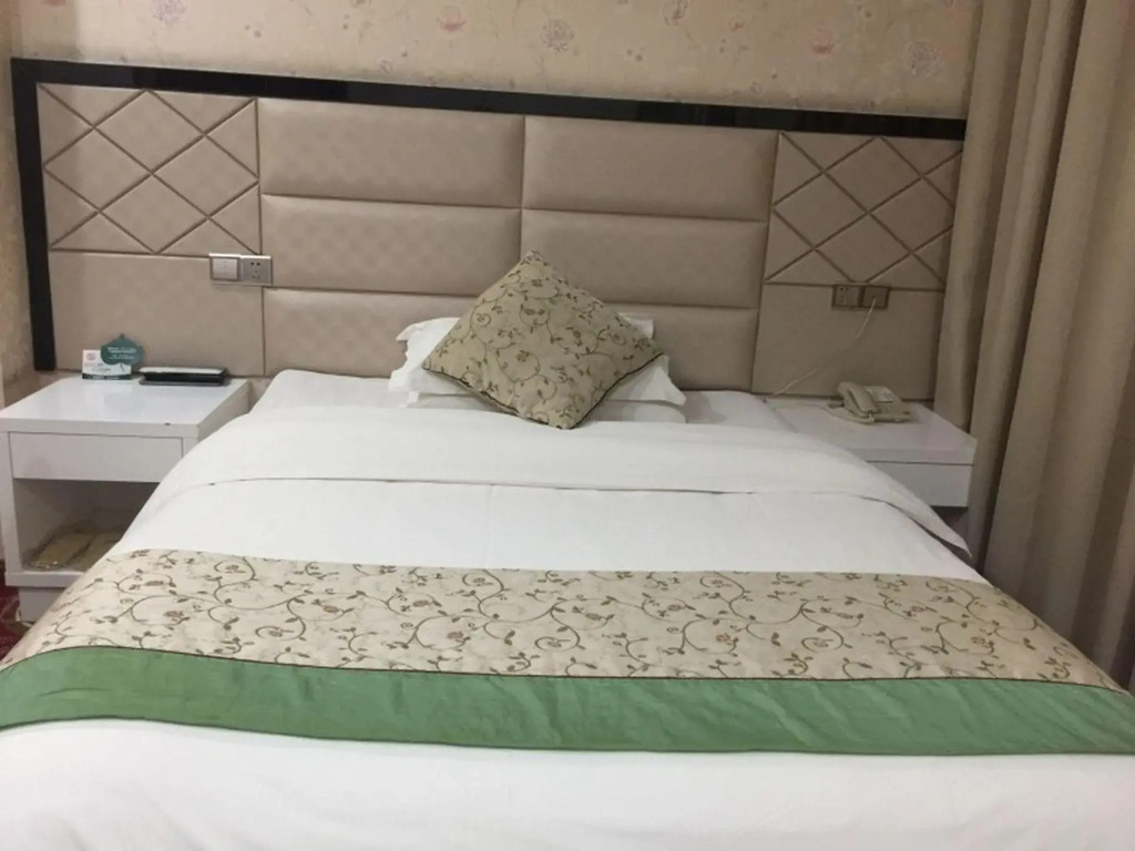 GreenTree Alliance Bengbu Railway Station Hotel