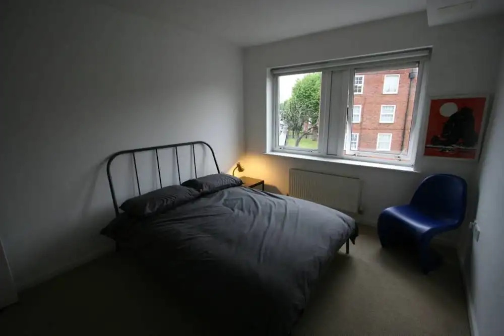 Stylish 2 Bedroom in Trendy East End