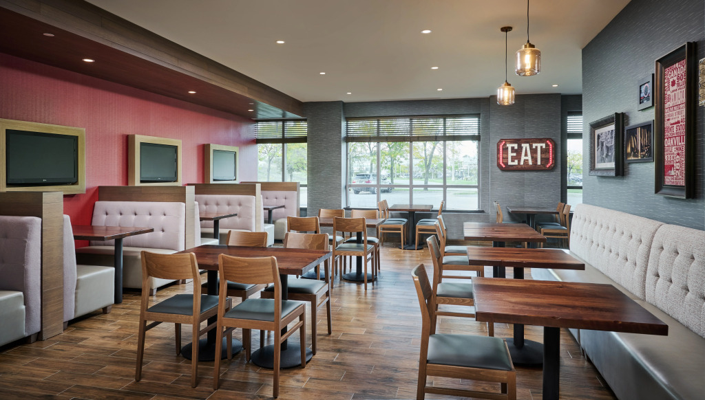 Holiday Inn & Suites Oakville at Bronte by IHG