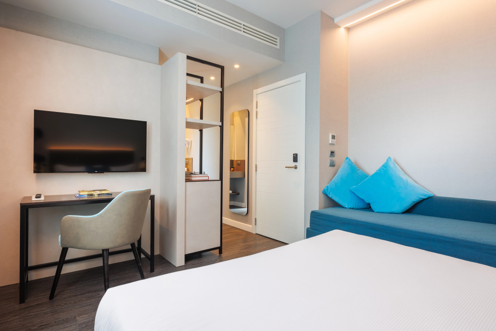 Отель IH Hotels Milano Centrale