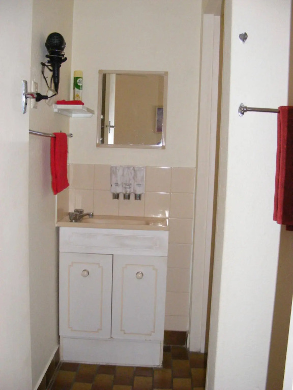 Motel Lodge