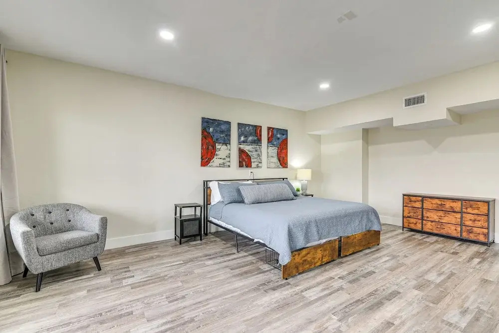 7 Mi to Kemah Boardwalk: Waterfront Houston Condo