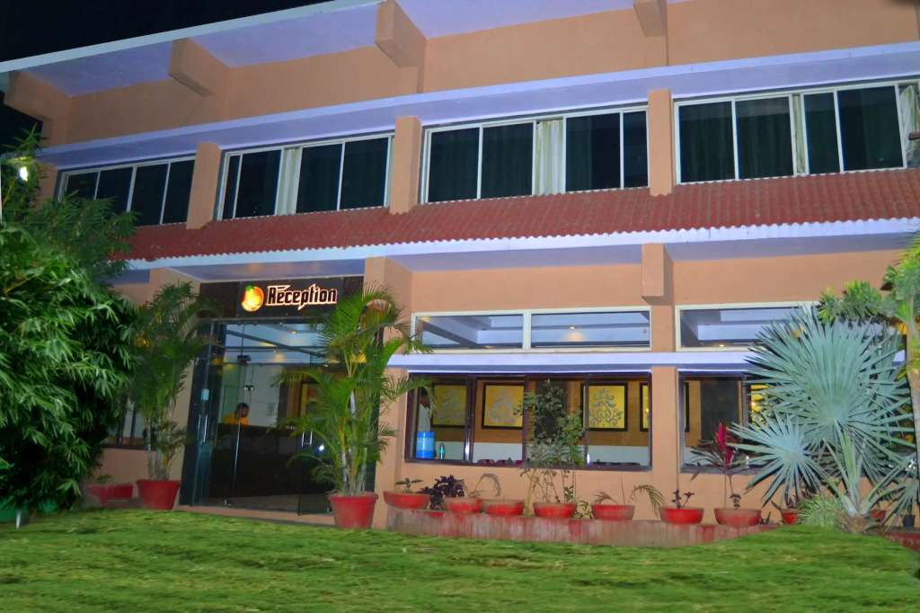 Kashiva Lake Residency