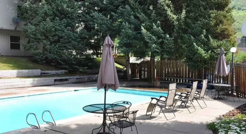 Sandstone Residences by Gore Creek Properties