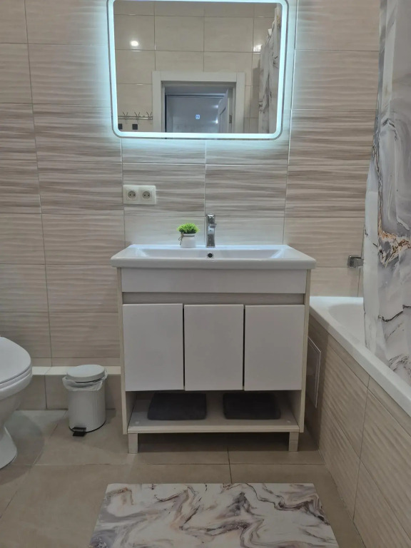Апартаменты рядом с ТЦ Красная Площадь на улице Ярославская 113к1