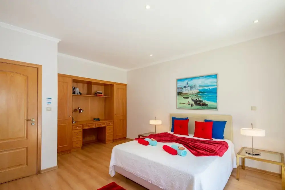 Villa Savannah - Casa de férias com piscina aquecível e BBQ no Vale do Lobo