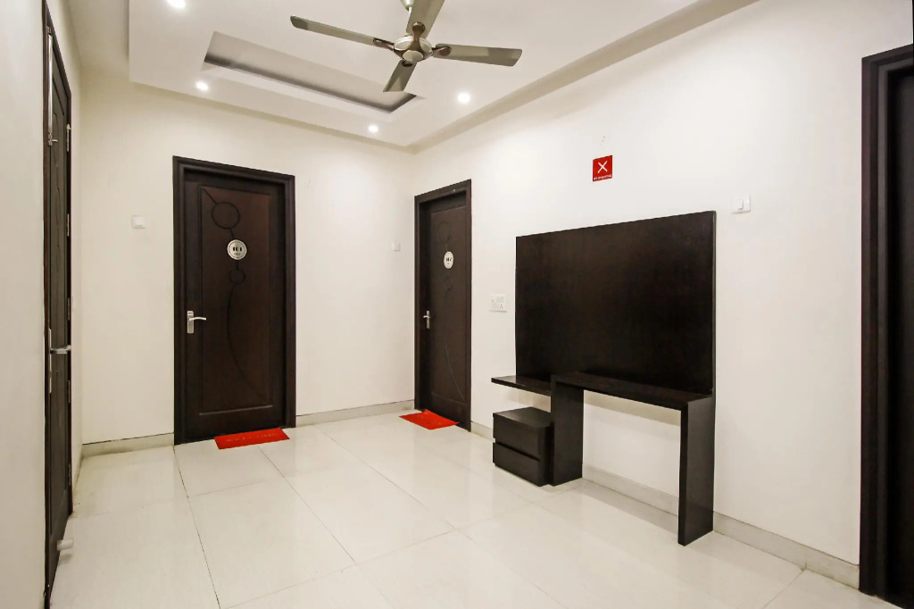 OYO 8110 Nstay 31