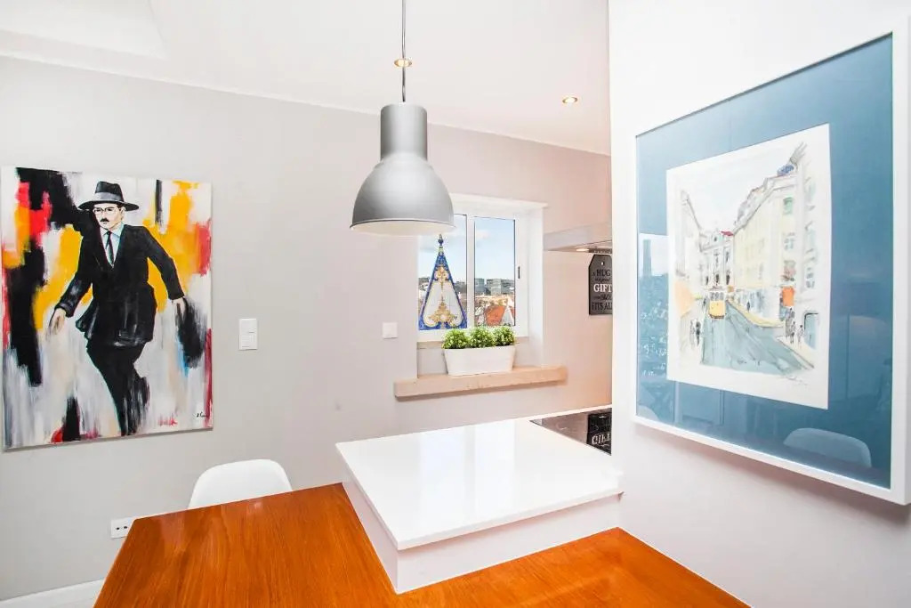 Bright Visconde Apartment