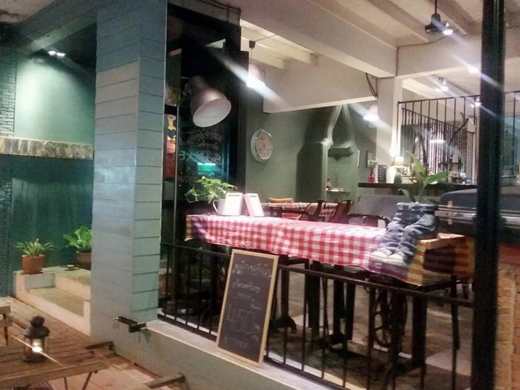 Hipstel Hostel & Bistro at Huahin 55
