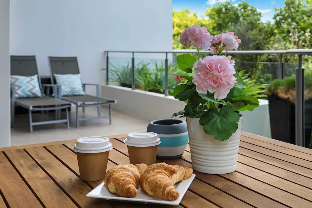Top 1 Sunshine Beach Family Retreat
