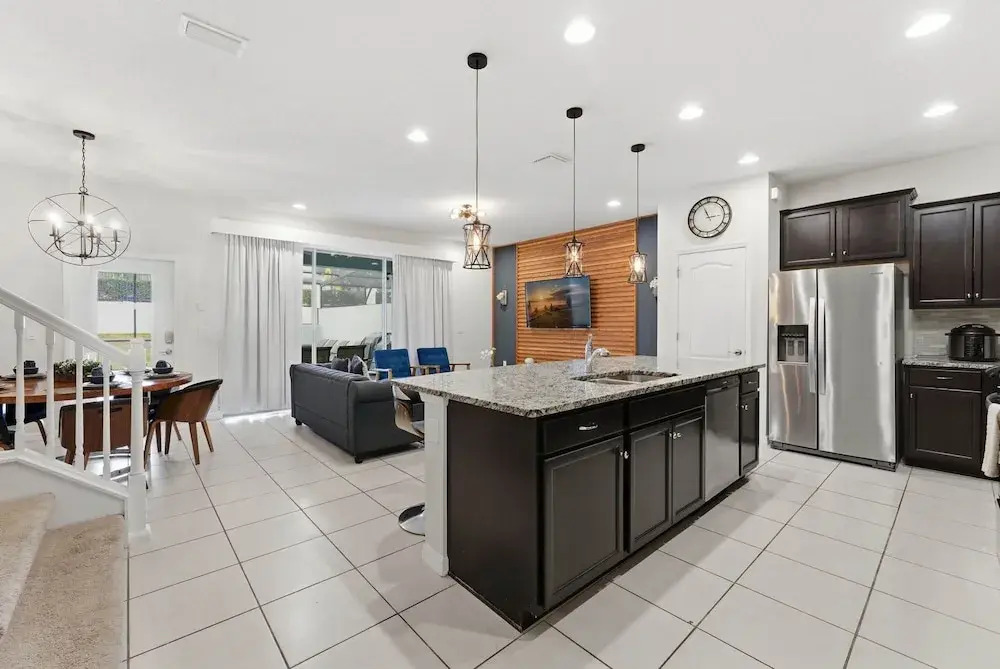 Spacious Disney Getaway, Sleeps 14