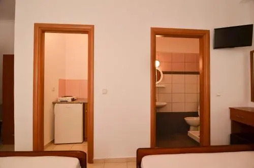 Giannis Hotel