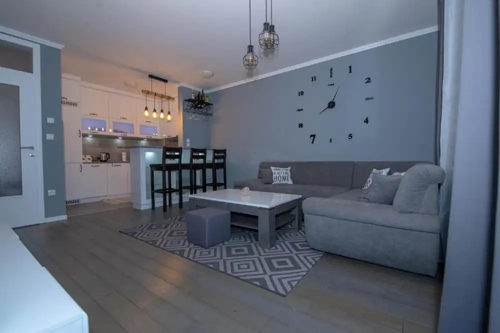 Beautiful Athena Apartment Located in Lukavica