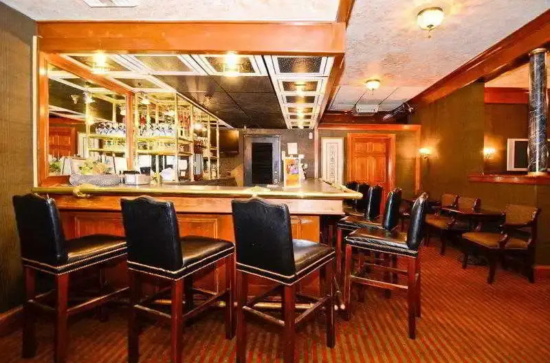 Best Western Chateau Suite Hotel