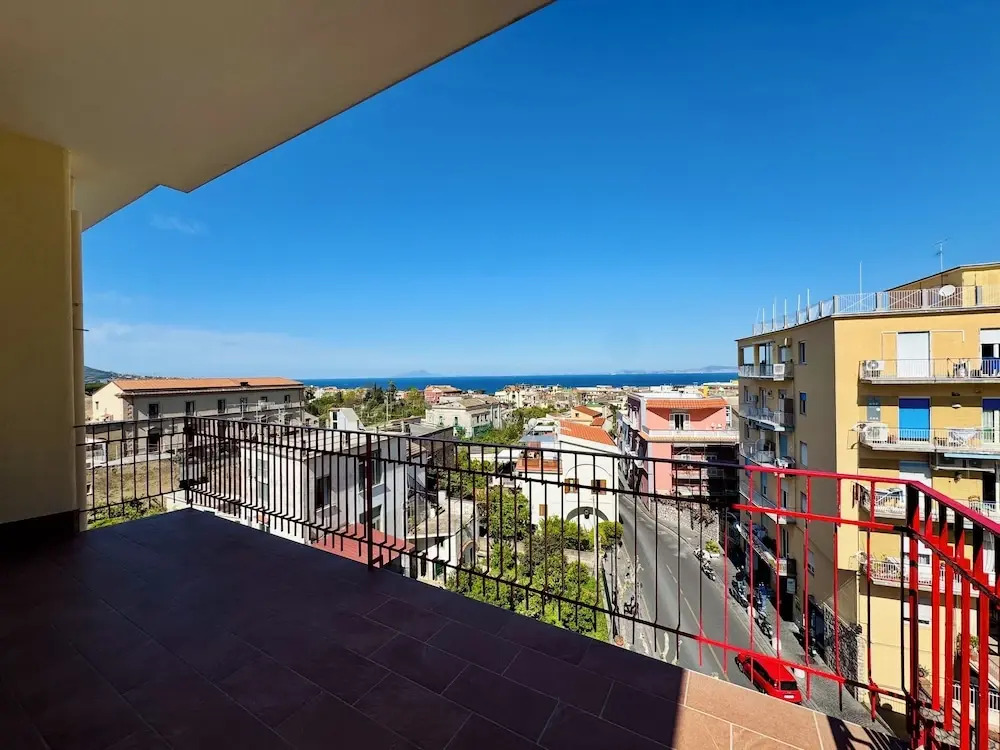 YourHome - Il Pino Rooms & Apartment