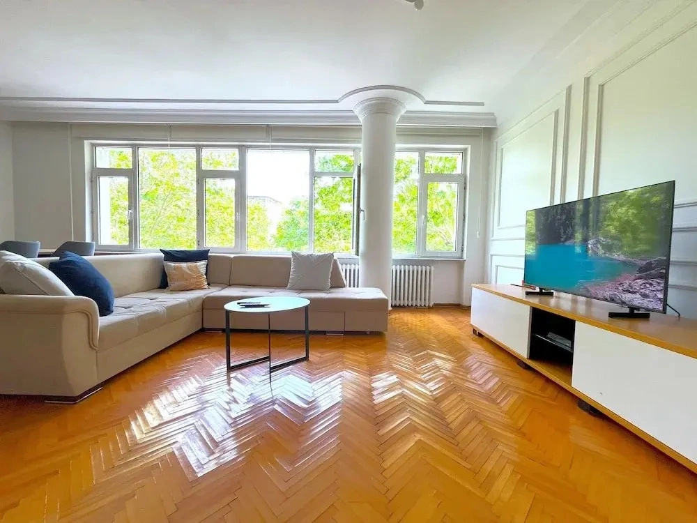 Time Travellers Mansion in Fatih