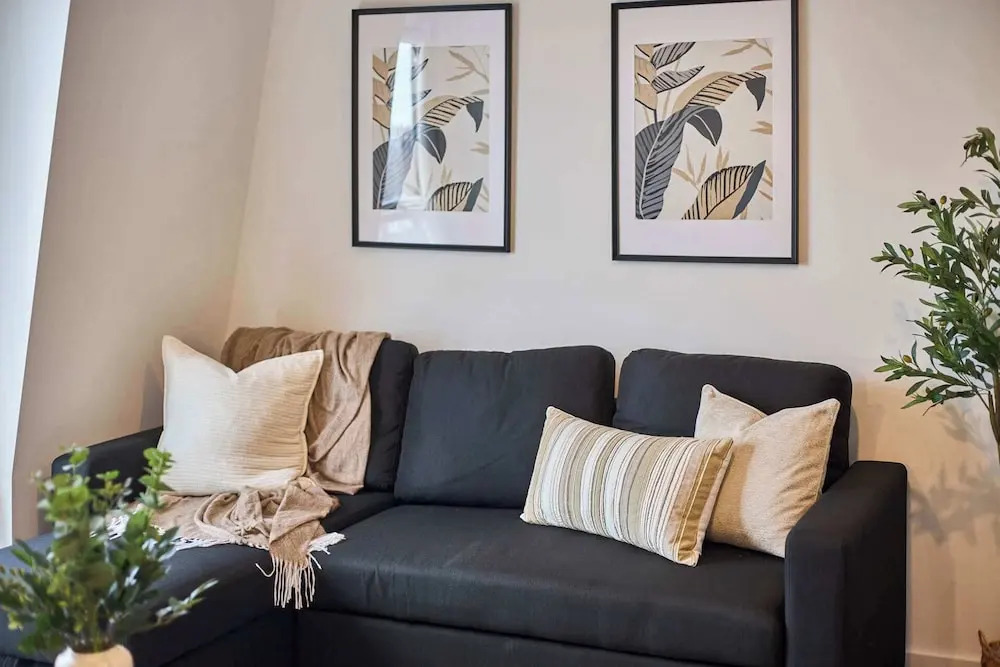Host Stay 18 Queens Court