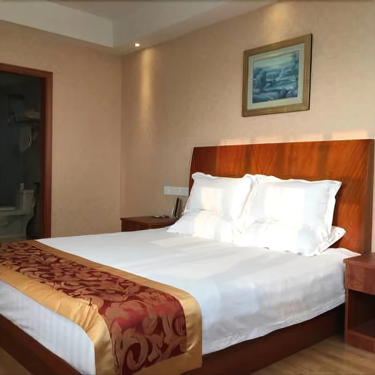 Huayuan Hotel