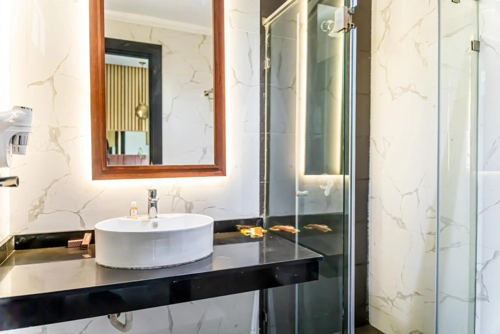 Hotel Les Ambassadeurs