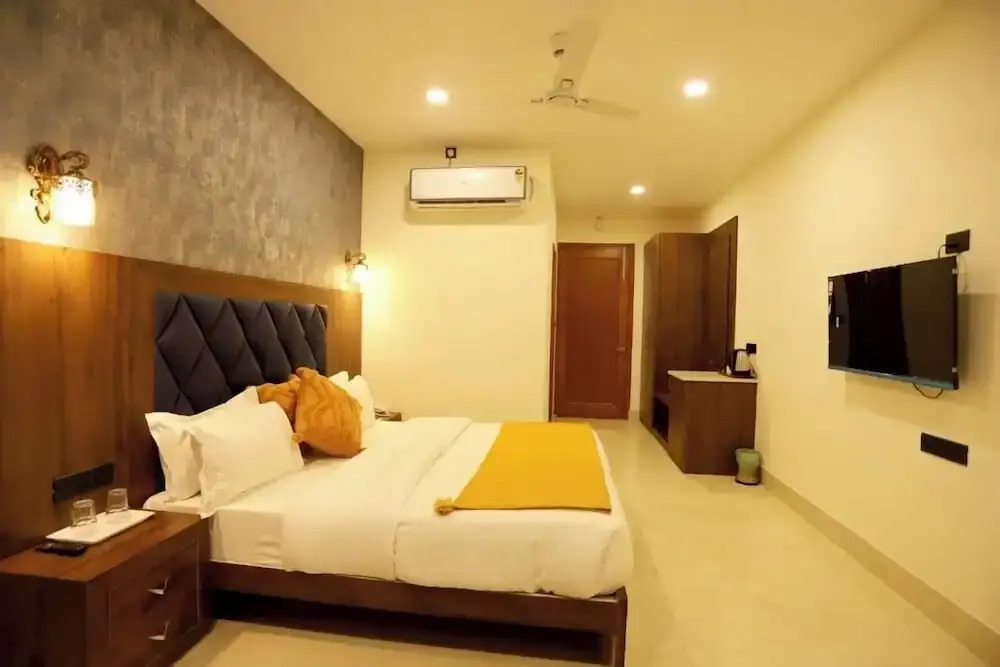 Hotel Dhingra Inn