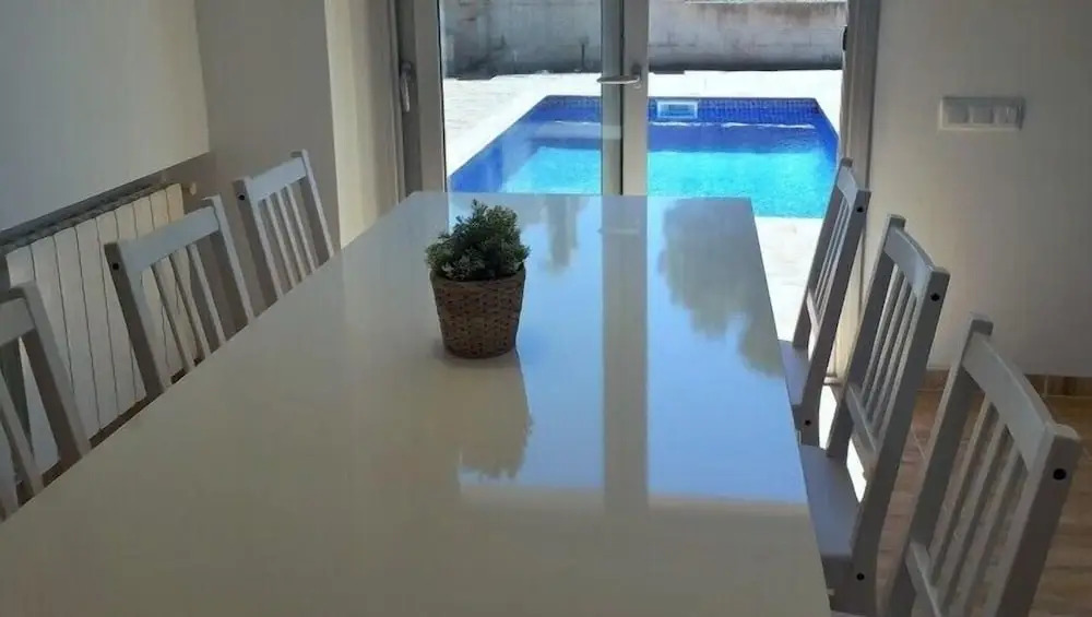 Chalet con piscina y vistas a 10min de la playa de Blanes