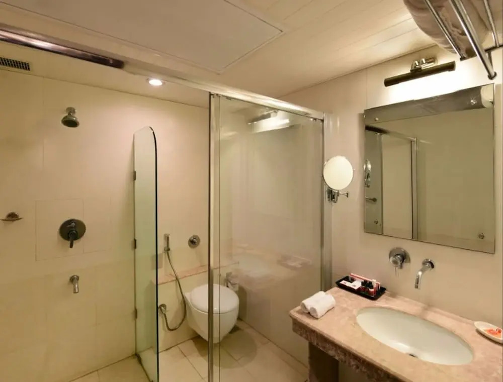 Clarks Inn Airport Hotel