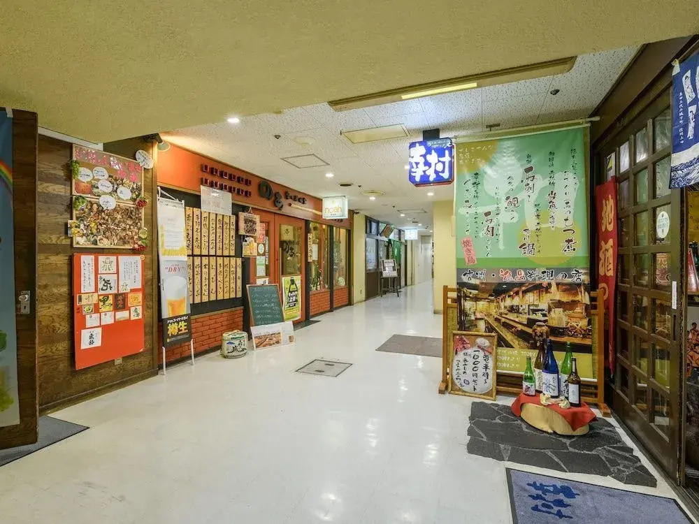 Oyo Ueda Station Hotel