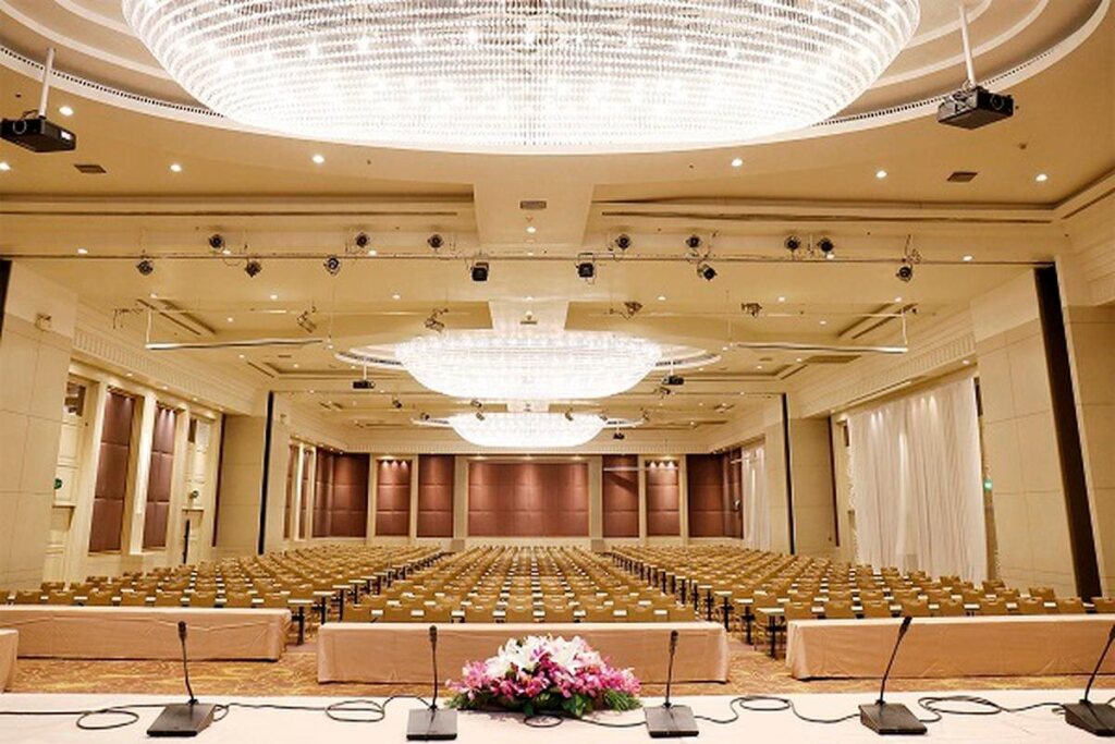 Miracle Grand Convention Hotel