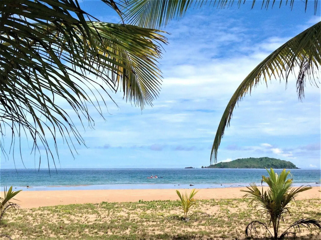 Villa Verde Safari and Pagi Dive Center
