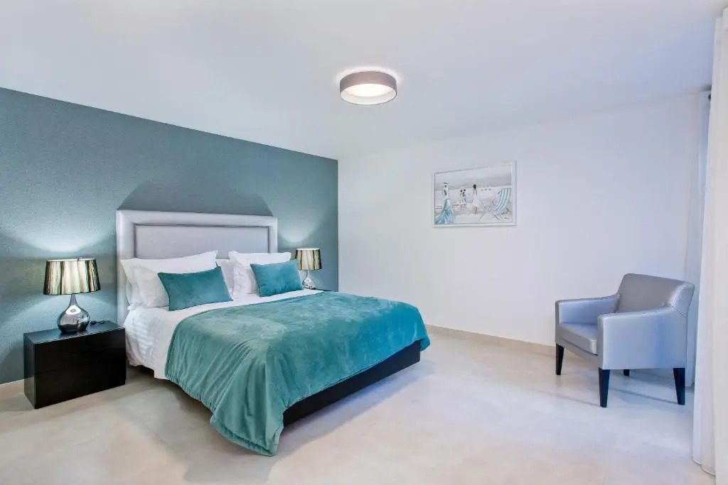 Exclusive Ultra-Stylish Villa, close to Vilamoura