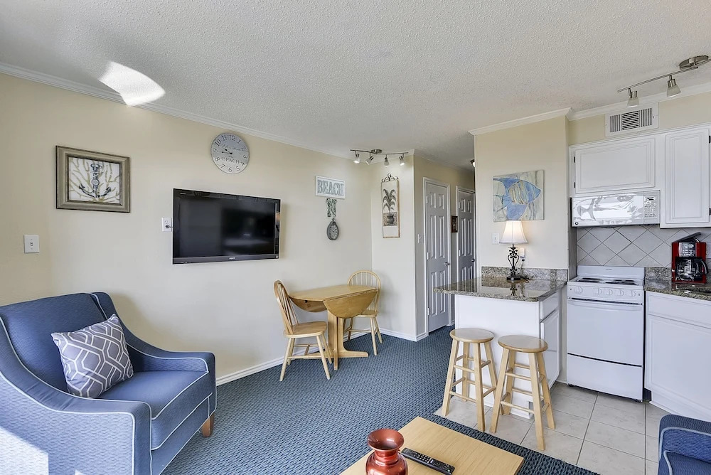Casa Del Mar 102-beach N Time 1 Bedroom 1 Bathroom Condo