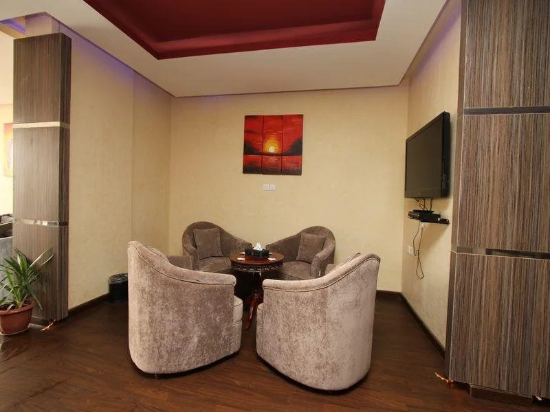 Raoum Inn Arar