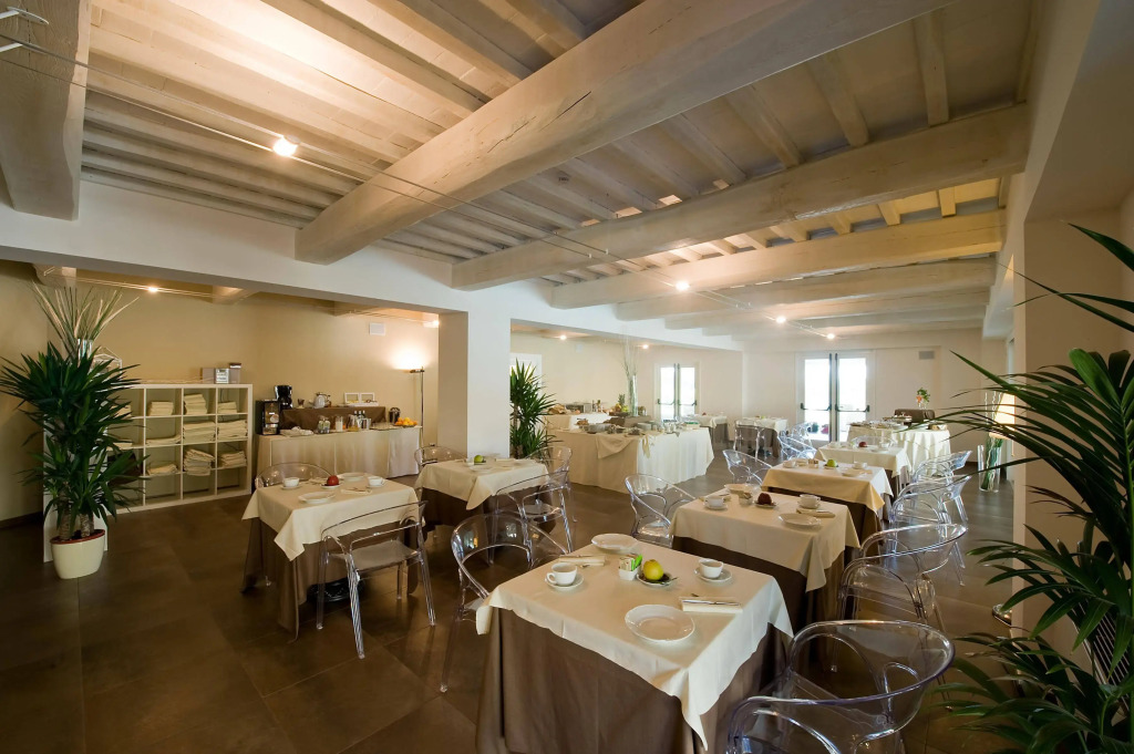 Relais dellOlmo