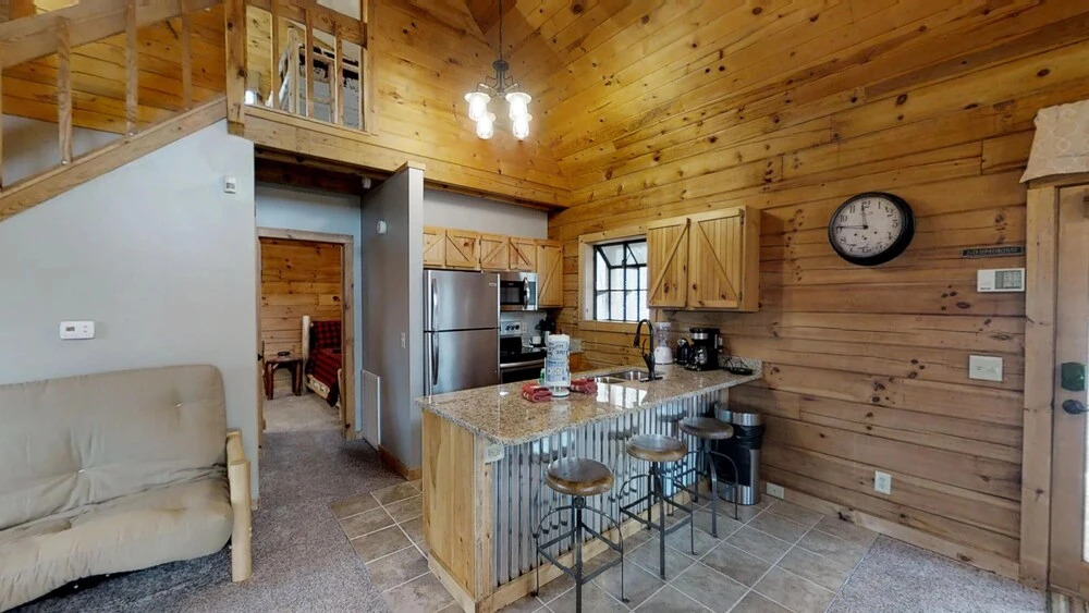 The  Lazy Bear - 2 Br Cabin