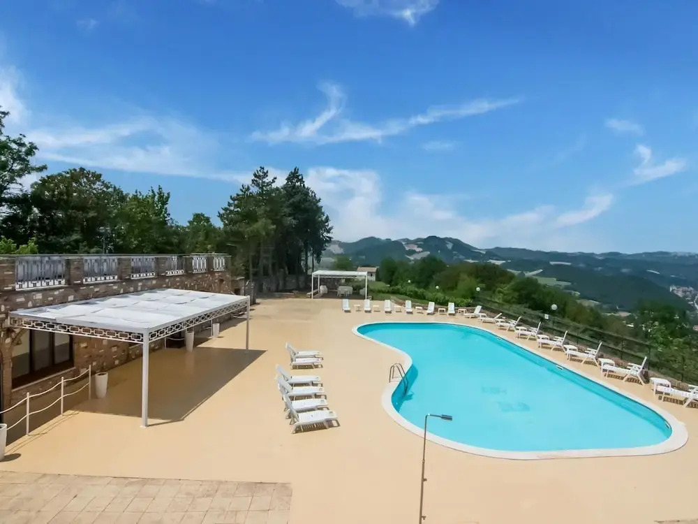 Belvilla by OYO Villa Serra Alta 16