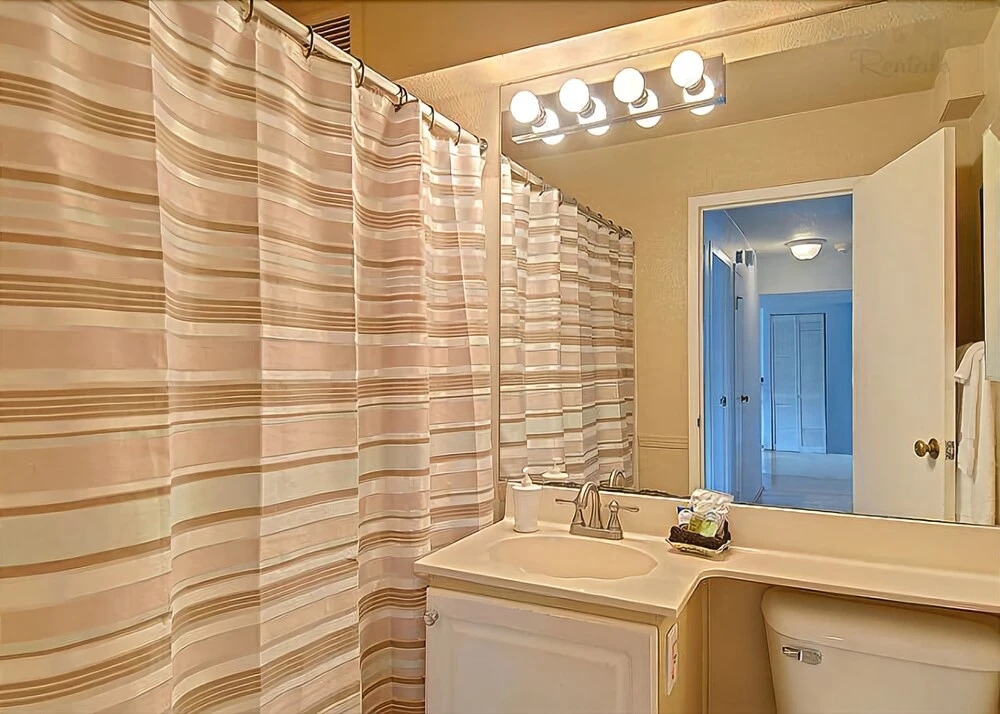 Elektra Hillside Flat - Two Bedroom Condominium