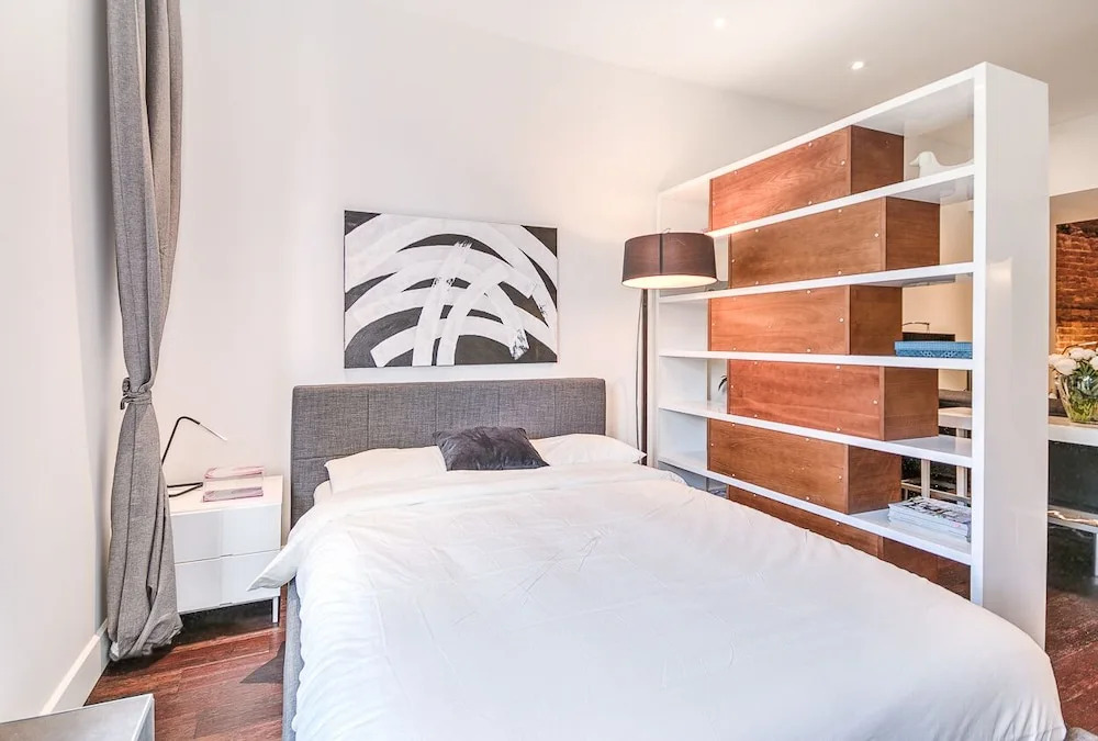 LiV MTL Soho Spacious Rooftop Suites for Groups Near Downtown Montreal