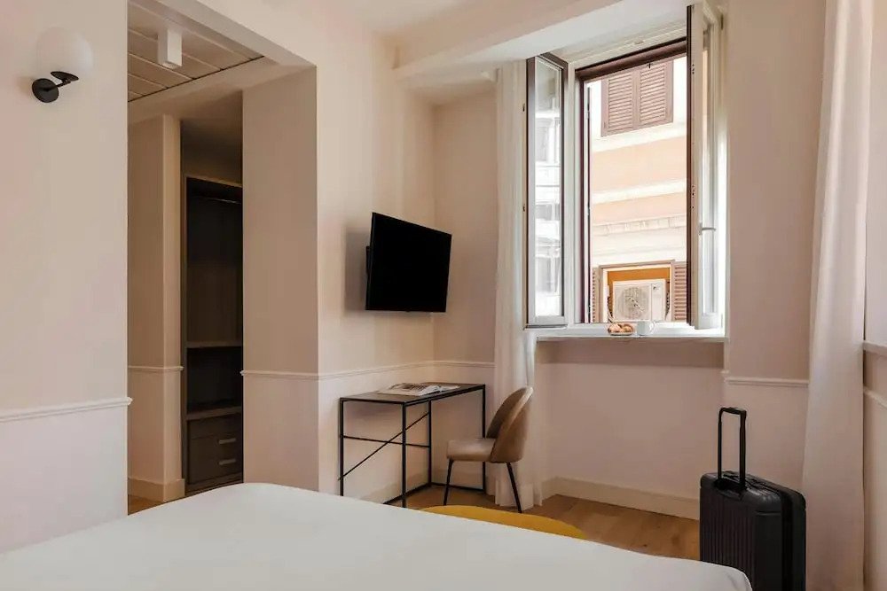 Sonder by Marriott Bonvoy Antinoo Apartments Piazza del Parlamento
