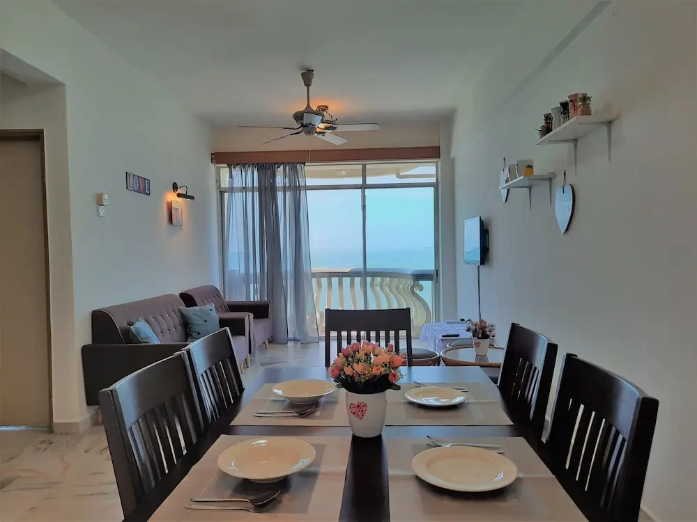 Maison Seaview Suites Port Dickson