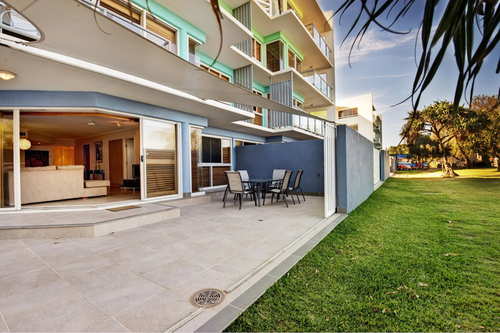 Rolling Surf Resort